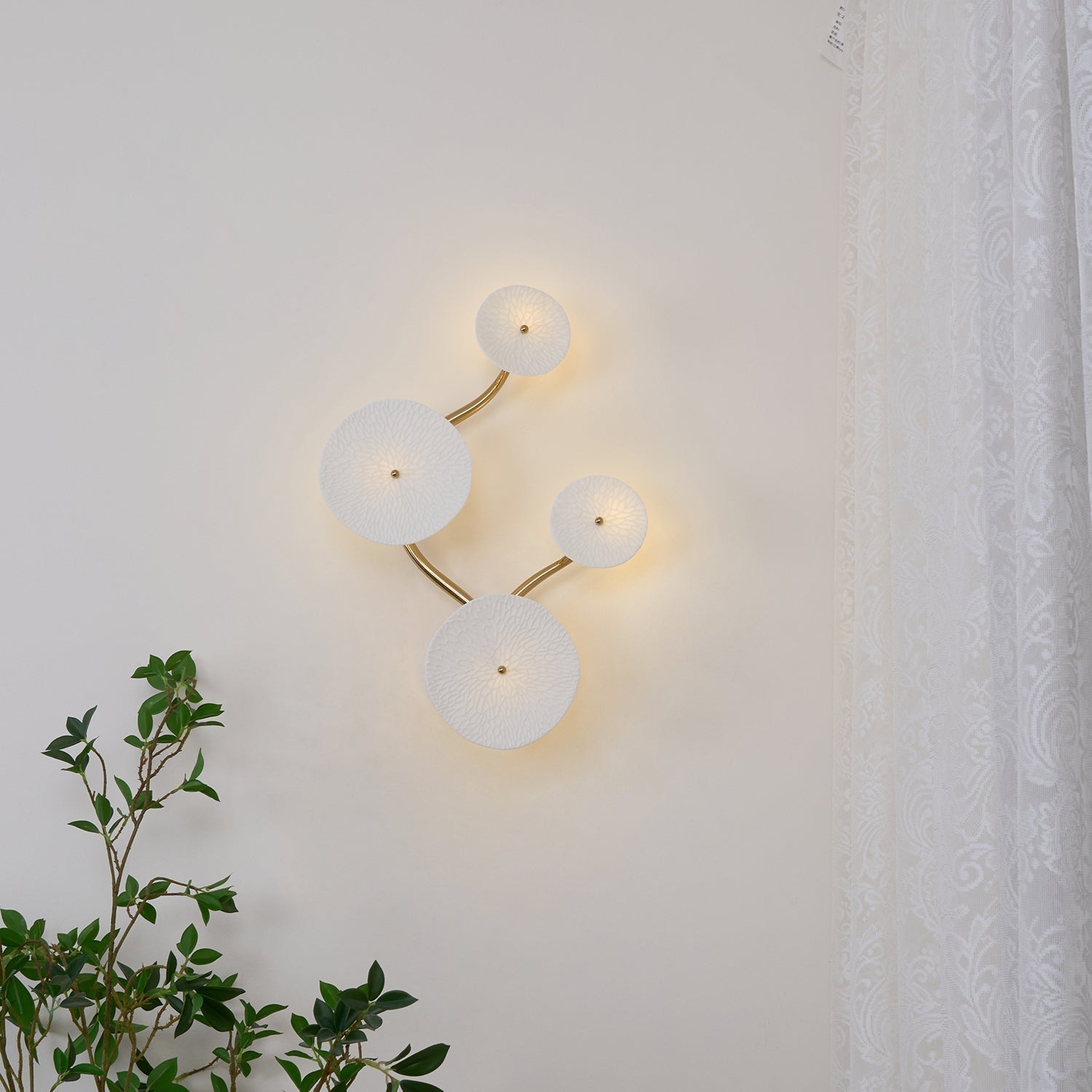 Kaivo Lotus Petal Wandleuchte